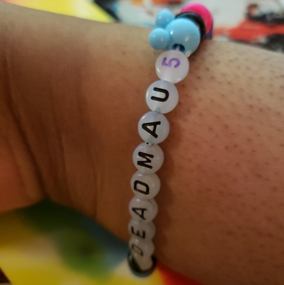 GLOW in the dark Deadmau5 Kandi word Bracelet - Picture 5 of 5